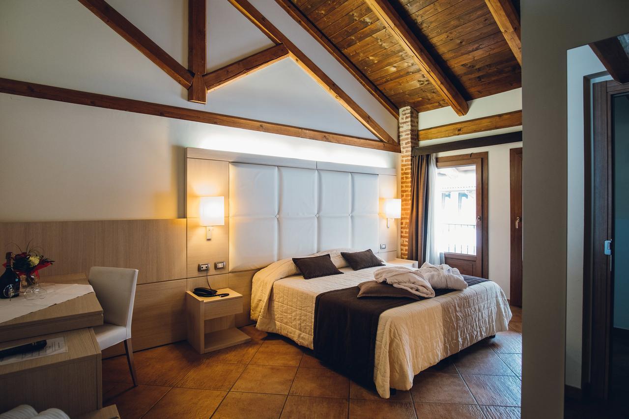 Hotel Ultimo Borgo Settimo Torinese Eksteriør billede